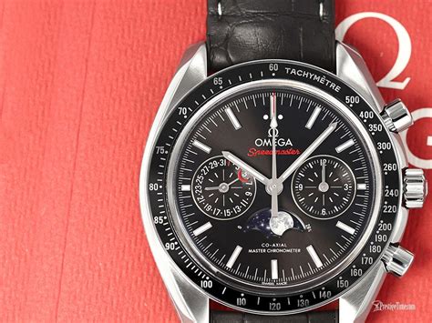 omega moon phase chronograph case